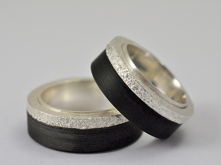 Ringe in Sand gegossen, Silber 925, Horn